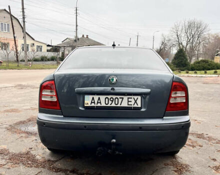 Серый Шкода Октавия, объемом двигателя 1.8 л и пробегом 260 тыс. км за 4300 $, фото 5 на Automoto.ua