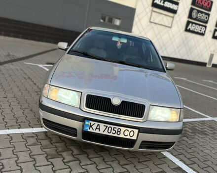 Шкода Октавия 2005 в Киеве на Automoto.ua Серый Шкода Октавия, объемом двигателя 1.78 л и пробегом 242 тыс. км за 4400 $, фото 1 на Automoto.ua