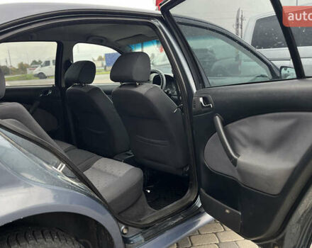 Сірий Шкода Октавія, об'ємом двигуна 1.6 л та пробігом 205 тис. км за 4400 $, фото 23 на Automoto.ua