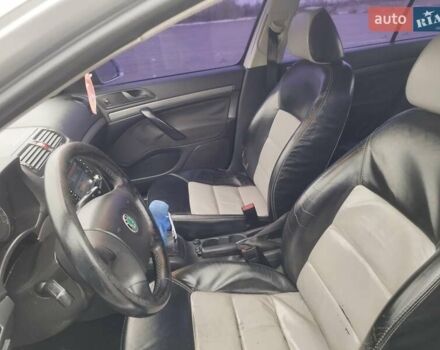 Серый Шкода Октавия, объемом двигателя 1.6 л и пробегом 250 тыс. км за 4600 $, фото 7 на Automoto.ua