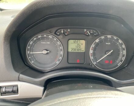 Сірий Шкода Октавія, об'ємом двигуна 1.6 л та пробігом 208 тис. км за 5900 $, фото 11 на Automoto.ua