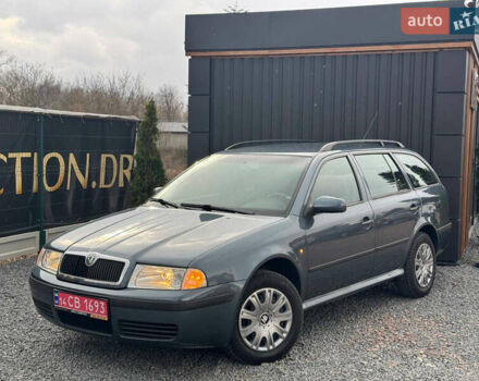 Сірий Шкода Октавія, об'ємом двигуна 2 л та пробігом 220 тис. км за 4850 $, фото 1 на Automoto.ua