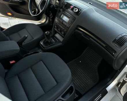 Сірий Шкода Октавія, об'ємом двигуна 1.6 л та пробігом 281 тис. км за 5500 $, фото 7 на Automoto.ua