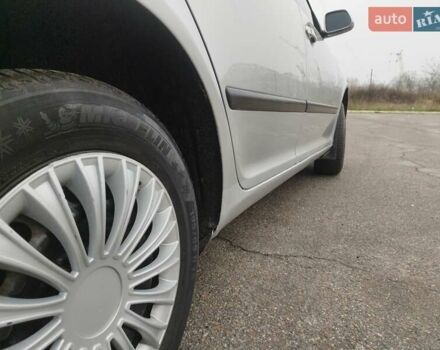 Серый Шкода Октавия, объемом двигателя 1.6 л и пробегом 250 тыс. км за 4600 $, фото 5 на Automoto.ua