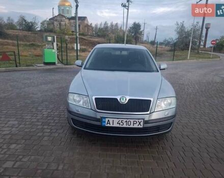 Серый Шкода Октавия, объемом двигателя 1.6 л и пробегом 239 тыс. км за 5600 $, фото 1 на Automoto.ua