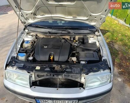 Сірий Шкода Октавія, об'ємом двигуна 1.6 л та пробігом 295 тис. км за 5300 $, фото 6 на Automoto.ua