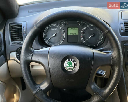 Шкода Октавия 2005 в Кременце на Automoto.ua Серый Шкода Октавия, объемом двигателя 1.9 л и пробегом 315 тыс. км за 4799 $, фото 9 на Automoto.ua