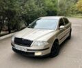 Серый Шкода Октавия, объемом двигателя 1.6 л и пробегом 280 тыс. км за 4700 $, фото 1 на Automoto.ua
