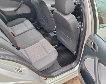 Серый Шкода Октавия, объемом двигателя 1.6 л и пробегом 148 тыс. км за 6100 $, фото 18 на Automoto.ua