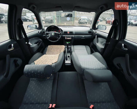 Серый Шкода Октавия, объемом двигателя 1.6 л и пробегом 266 тыс. км за 4900 $, фото 25 на Automoto.ua