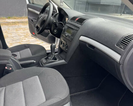 Шкода Октавия 2006 в Ахтырке на Automoto.ua Серый Шкода Октавия, объемом двигателя 1.6 л и пробегом 139 тыс. км за 6900 $, фото 23 на Automoto.ua