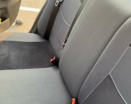 Шкода Октавія 2006 у Києві на Automoto.ua Сірий Шкода Октавія, об'ємом двигуна 1.6 л та пробігом 179 тис. км за 6000 $, фото 15 на Automoto.ua