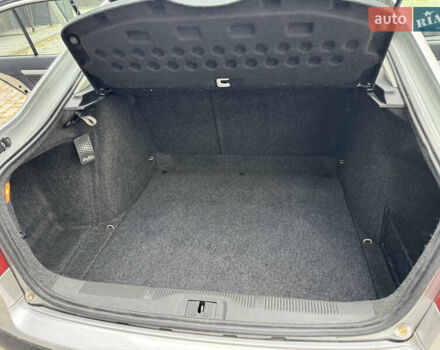 Шкода Октавия 2006 в Ахтырке на Automoto.ua Серый Шкода Октавия, объемом двигателя 1.6 л и пробегом 139 тыс. км за 6900 $, фото 25 на Automoto.ua