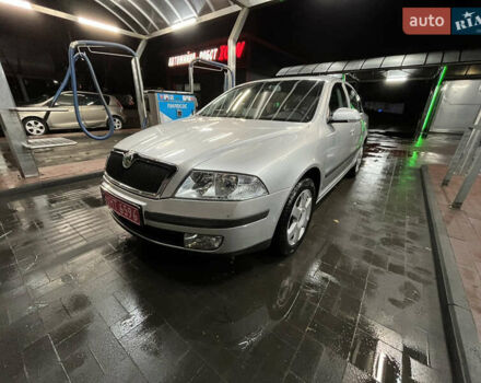 Серый Шкода Октавия, объемом двигателя 1.6 л и пробегом 94 тыс. км за 7699 $, фото 2 на Automoto.ua