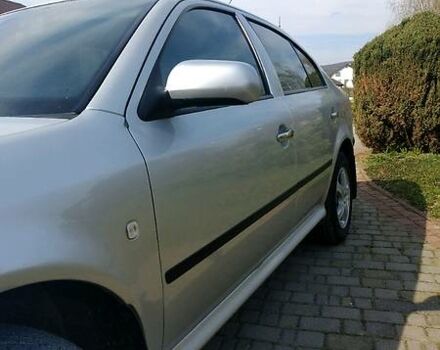 Серый Шкода Октавия, объемом двигателя 2 л и пробегом 296 тыс. км за 4350 $, фото 3 на Automoto.ua