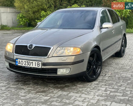 Сірий Шкода Октавія, об'ємом двигуна 1.97 л та пробігом 375 тис. км за 4500 $, фото 7 на Automoto.ua
