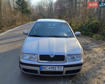 Серый Шкода Октавия, объемом двигателя 1.6 л и пробегом 147 тыс. км за 5500 $, фото 1 на Automoto.ua