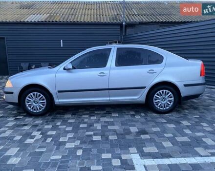 Серый Шкода Октавия, объемом двигателя 1.6 л и пробегом 213 тыс. км за 6300 $, фото 6 на Automoto.ua