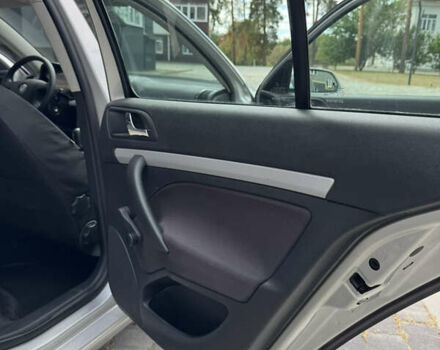 Шкода Октавия 2006 в Ахтырке на Automoto.ua Серый Шкода Октавия, объемом двигателя 1.6 л и пробегом 139 тыс. км за 6900 $, фото 20 на Automoto.ua