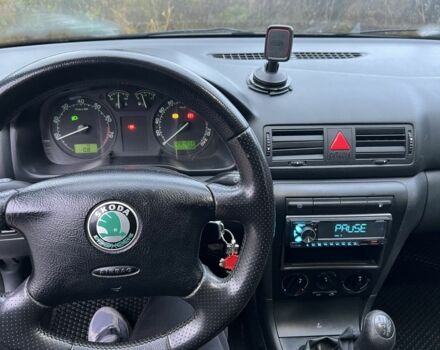 Серый Шкода Октавия, объемом двигателя 1.6 л и пробегом 285 тыс. км за 4000 $, фото 5 на Automoto.ua