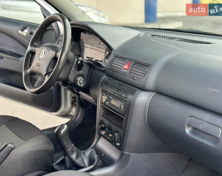 Сірий Шкода Октавія, об'ємом двигуна 1.6 л та пробігом 238 тис. км за 4199 $, фото 19 на Automoto.ua