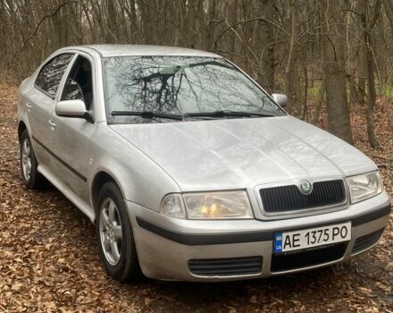 Серый Шкода Октавия, объемом двигателя 2 л и пробегом 250 тыс. км за 4800 $, фото 1 на Automoto.ua