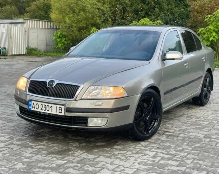 Шкода Октавия 2006 в Кривом Роге на Automoto.ua Серый Шкода Октавия, объемом двигателя 2 л и пробегом 172 тыс. км за 4650 $, фото 2 на Automoto.ua