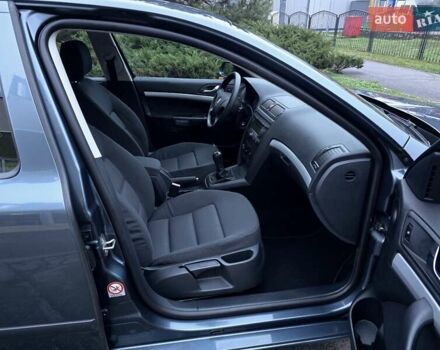 Сірий Шкода Октавія, об'ємом двигуна 1.6 л та пробігом 131 тис. км за 7100 $, фото 26 на Automoto.ua