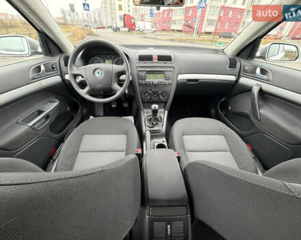 Серый Шкода Октавия, объемом двигателя 1.6 л и пробегом 173 тыс. км за 7199 $, фото 64 на Automoto.ua