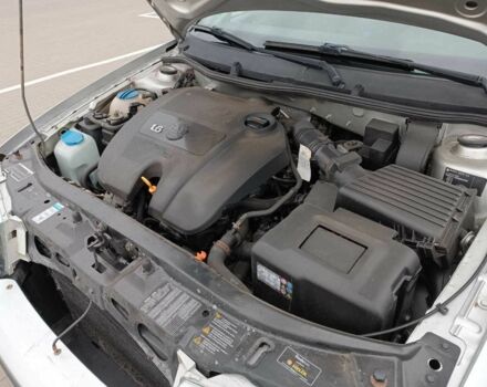 Серый Шкода Октавия, объемом двигателя 1.6 л и пробегом 140 тыс. км за 5999 $, фото 16 на Automoto.ua