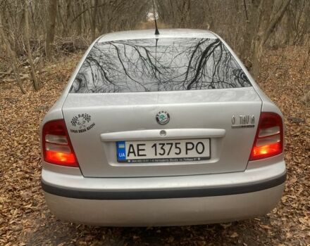 Серый Шкода Октавия, объемом двигателя 2 л и пробегом 250 тыс. км за 4800 $, фото 2 на Automoto.ua