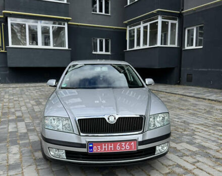 Шкода Октавия 2006 в Ахтырке на Automoto.ua Серый Шкода Октавия, объемом двигателя 1.6 л и пробегом 139 тыс. км за 6900 $, фото 2 на Automoto.ua