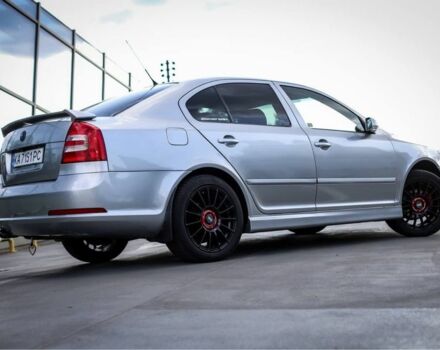 Сірий Шкода Октавія, об'ємом двигуна 2 л та пробігом 275 тис. км за 6800 $, фото 1 на Automoto.ua