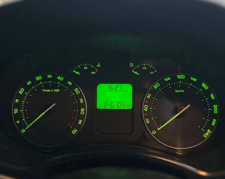 Сірий Шкода Октавія, об'ємом двигуна 1.6 л та пробігом 246 тис. км за 6000 $, фото 10 на Automoto.ua