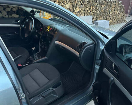 Сірий Шкода Октавія, об'ємом двигуна 1.6 л та пробігом 246 тис. км за 6000 $, фото 7 на Automoto.ua