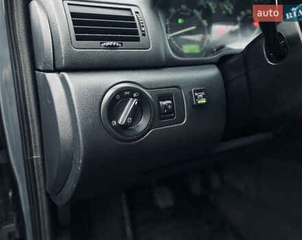 Серый Шкода Октавия, объемом двигателя 1.6 л и пробегом 266 тыс. км за 4900 $, фото 13 на Automoto.ua