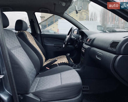 Серый Шкода Октавия, объемом двигателя 1.6 л и пробегом 266 тыс. км за 4900 $, фото 19 на Automoto.ua