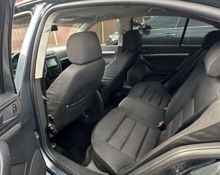 Шкода Октавія 2006 у Одесі на Automoto.ua Сірий Шкода Октавія, об'ємом двигуна 1.6 л та пробігом 261 тис. км за 6000 $, фото 8 на Automoto.ua