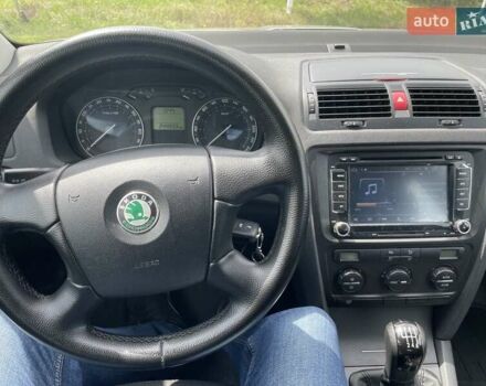 Серый Шкода Октавия, объемом двигателя 2 л и пробегом 247 тыс. км за 5300 $, фото 8 на Automoto.ua