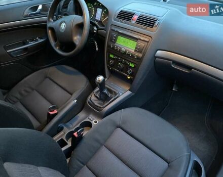 Серый Шкода Октавия, объемом двигателя 1.6 л и пробегом 213 тыс. км за 6300 $, фото 16 на Automoto.ua