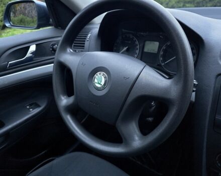 Серый Шкода Октавия, объемом двигателя 1.6 л и пробегом 130 тыс. км за 7300 $, фото 14 на Automoto.ua