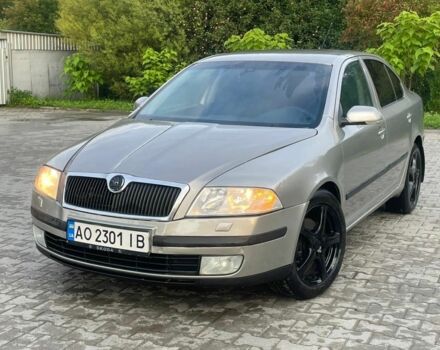 Шкода Октавия 2006 в Кривом Роге на Automoto.ua Серый Шкода Октавия, объемом двигателя 2 л и пробегом 172 тыс. км за 4650 $, фото 5 на Automoto.ua
