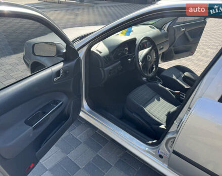 Сірий Шкода Октавія, об'ємом двигуна 1.6 л та пробігом 275 тис. км за 5200 $, фото 11 на Automoto.ua