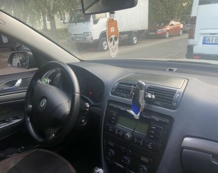 Серый Шкода Октавия, объемом двигателя 2 л и пробегом 240 тыс. км за 6500 $, фото 4 на Automoto.ua