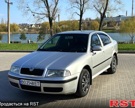 Серый Шкода Октавия, объемом двигателя 1.6 л и пробегом 207 тыс. км за 5400 $, фото 1 на Automoto.ua