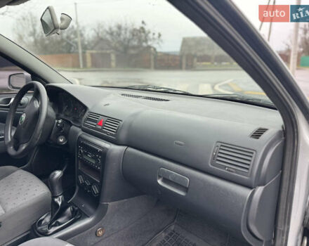 Сірий Шкода Октавія, об'ємом двигуна 1.6 л та пробігом 261 тис. км за 4800 $, фото 11 на Automoto.ua