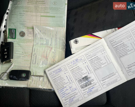 Серый Шкода Октавия, объемом двигателя 2 л и пробегом 201 тыс. км за 5499 $, фото 31 на Automoto.ua