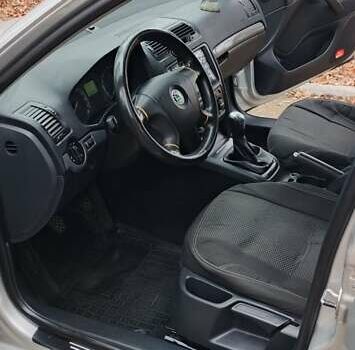 Серый Шкода Октавия, объемом двигателя 2 л и пробегом 362 тыс. км за 4900 $, фото 12 на Automoto.ua