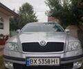 Серый Шкода Октавия, объемом двигателя 1.6 л и пробегом 212 тыс. км за 5600 $, фото 1 на Automoto.ua