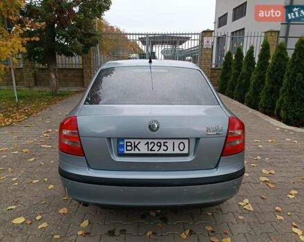 Серый Шкода Октавия, объемом двигателя 1.6 л и пробегом 203 тыс. км за 5500 $, фото 6 на Automoto.ua